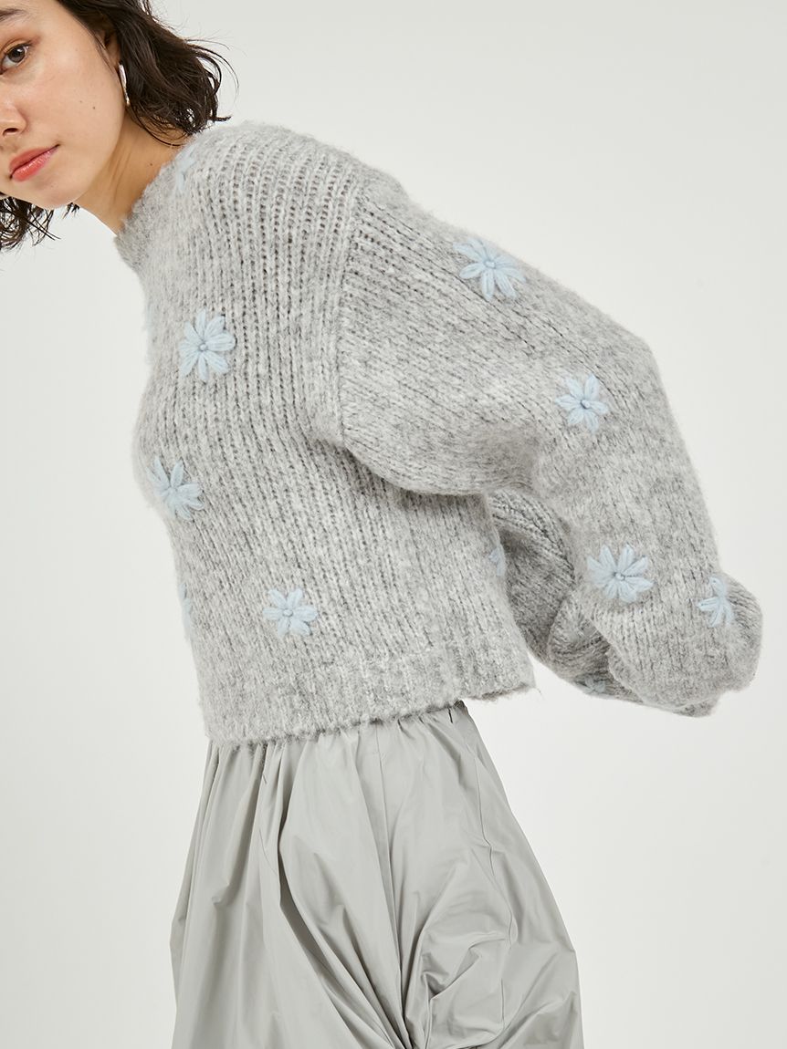 フラワーエンブロイダリーニットトップス(ニット)｜トップス｜emmi