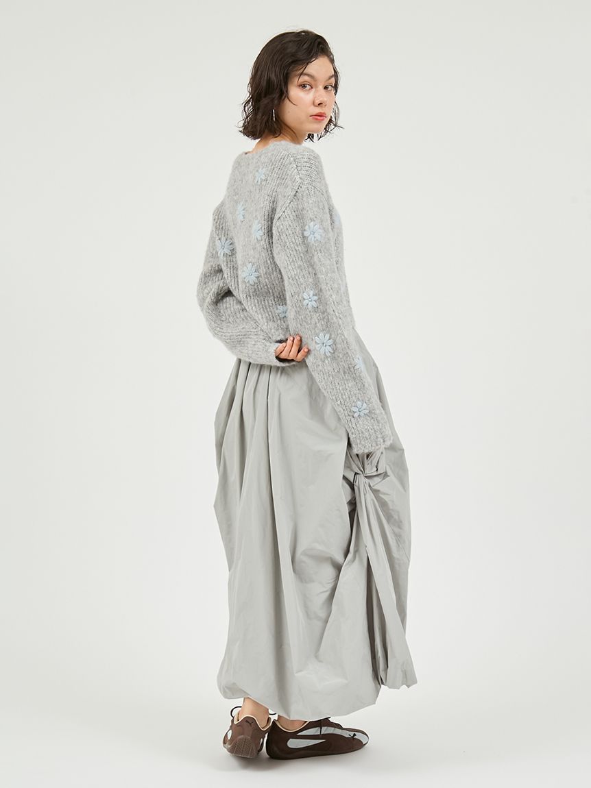 フラワーエンブロイダリーニットトップス(ニット)｜トップス｜emmi