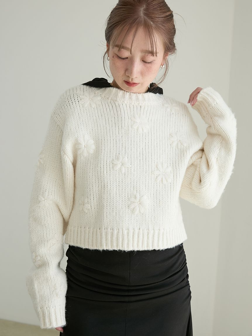 フラワーエンブロイダリーニットトップス(ニット)｜トップス｜emmi