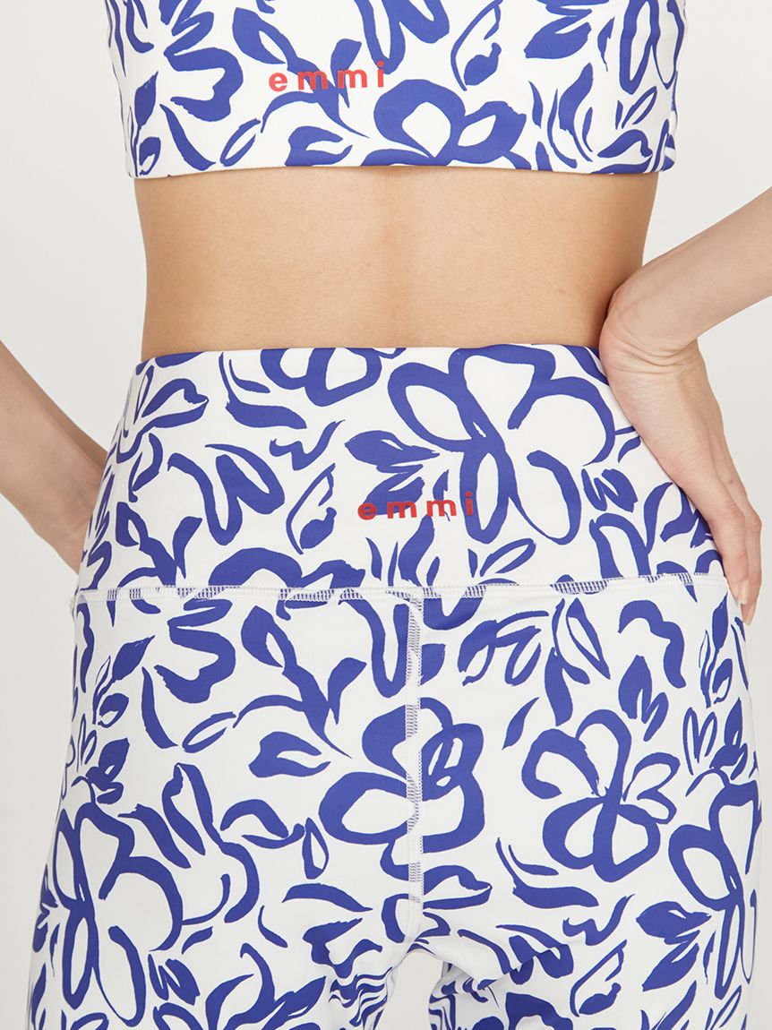 プルメリアアートレギンス(パンツ)｜セレクトウェア｜emmi（エミ）の