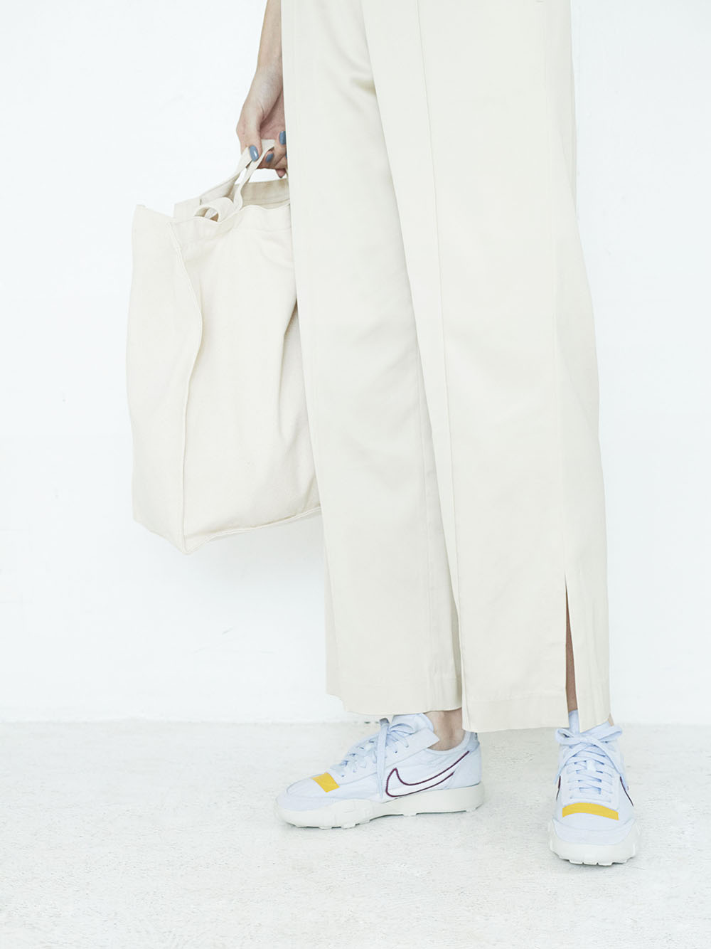 emmi yoga】撥水ロゴトートBag(バッグ)|emmi(エミ)の通販 emmi yoga】撥水ロゴトートBag(バッグ)|emmi(エミ)の通販