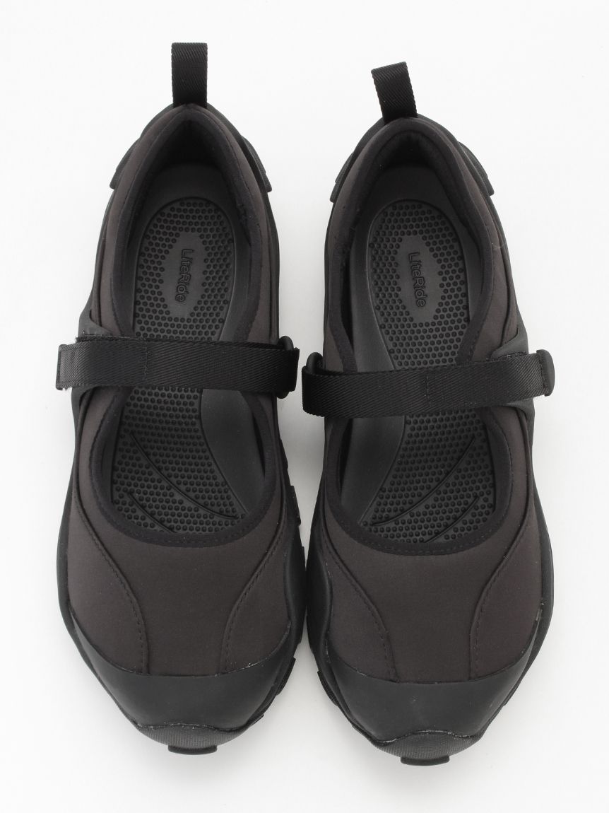 CROCS】CROCS TERRE(サンダル)｜シューズ｜emmi（エミ）の通販サイト