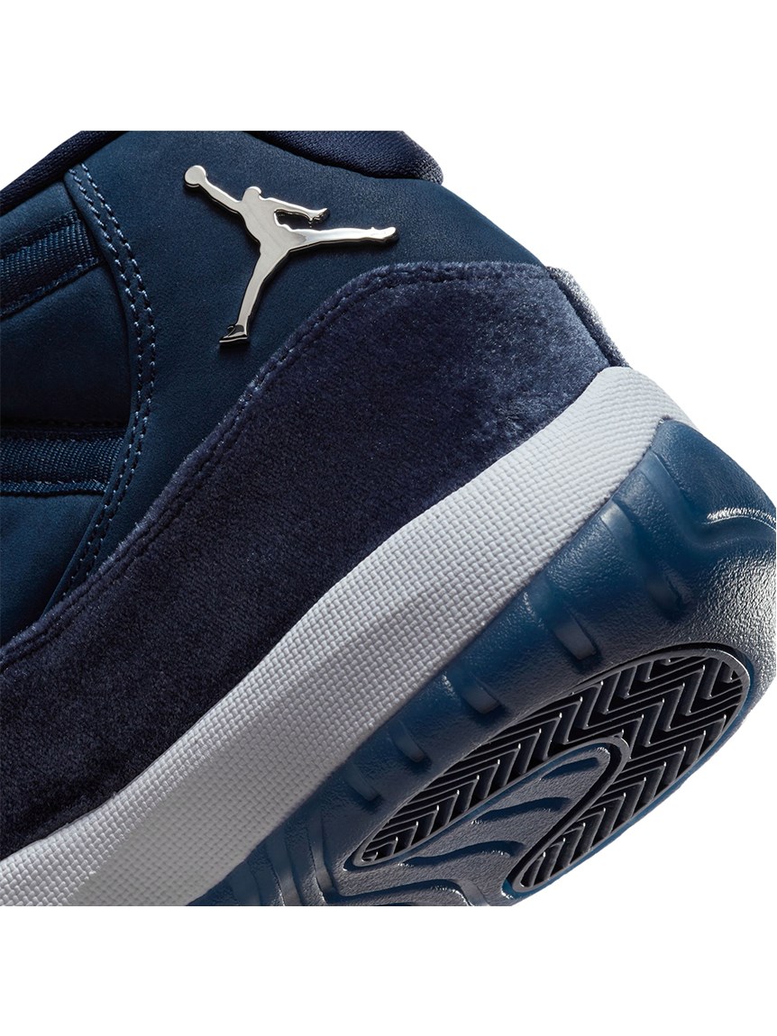 Nike WMNS air Jordan 11 "Midnight Navy"