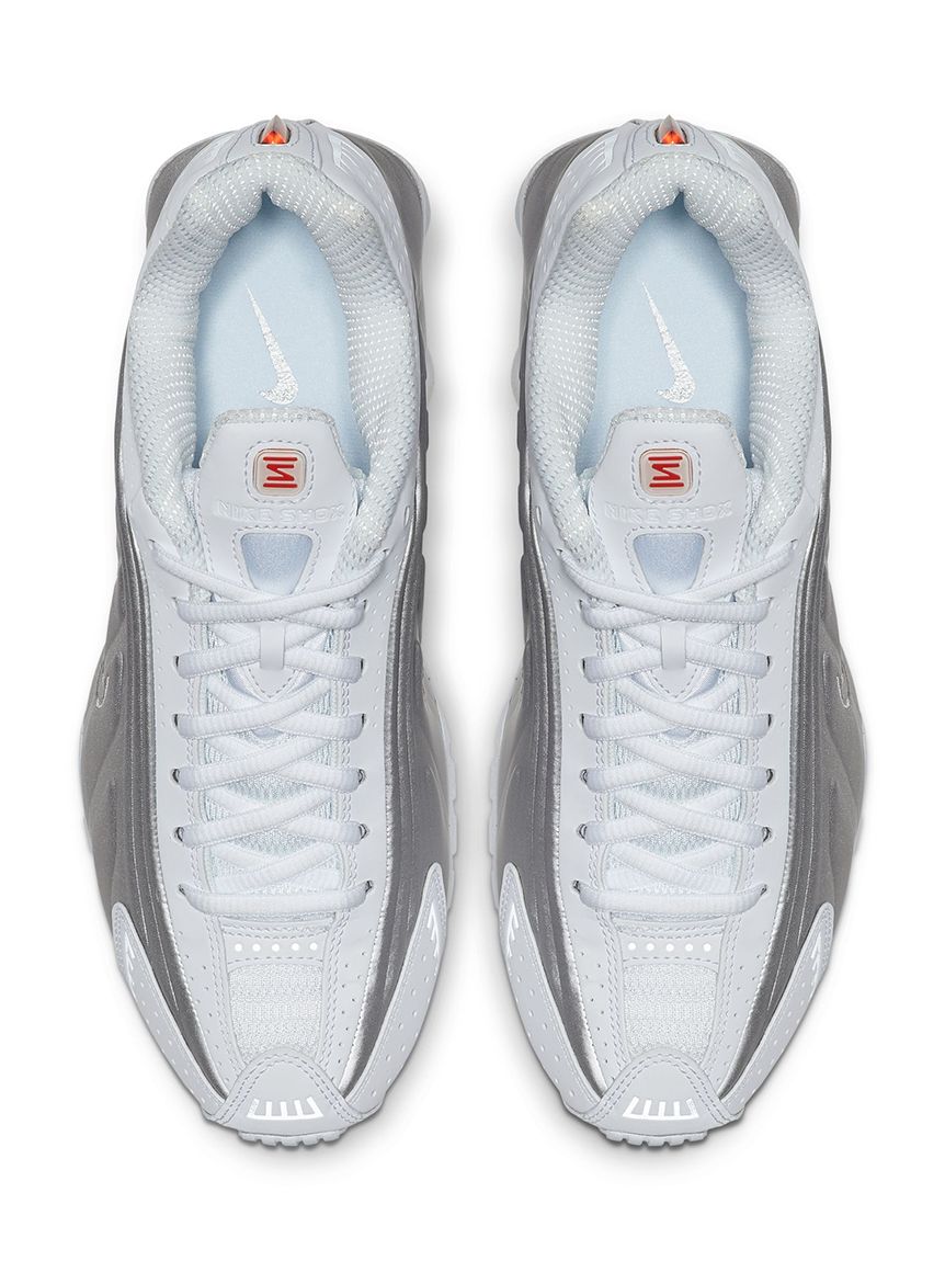 NIKE】SHOX R4(スニーカー)｜シューズ｜emmi（エミ）の通販