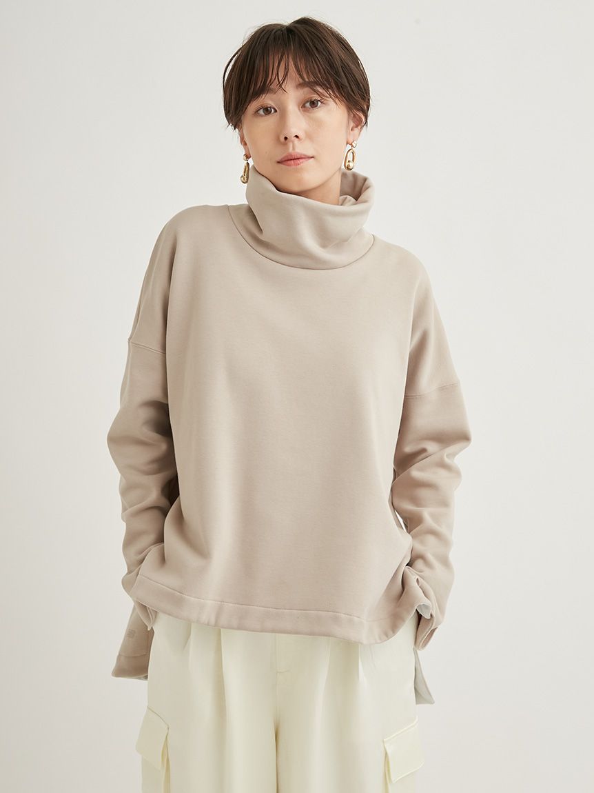 New Balance for emmi】MET24 Hight Necked Pullover(スウェット