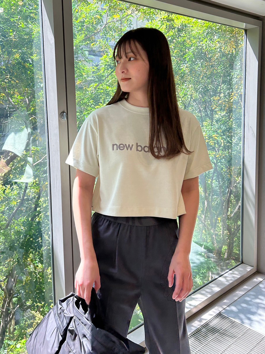 New balance for emmi】9BOX Crop Tee with emmi(Tシャツ
