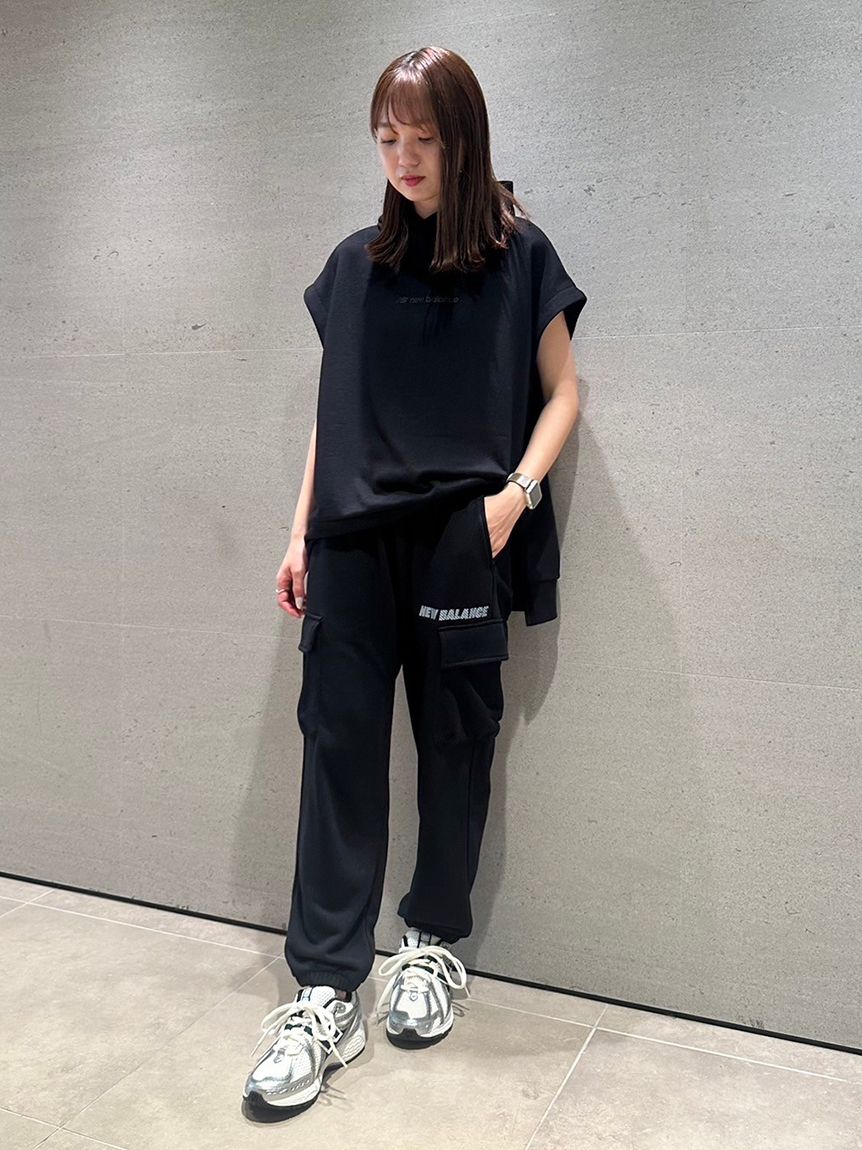 エミ emmi 【New Balance for emmi】MET24 Hooded Vest （BEG） エミ emmi 【New Balance for emmi】MET24 Hooded Vest （BEG