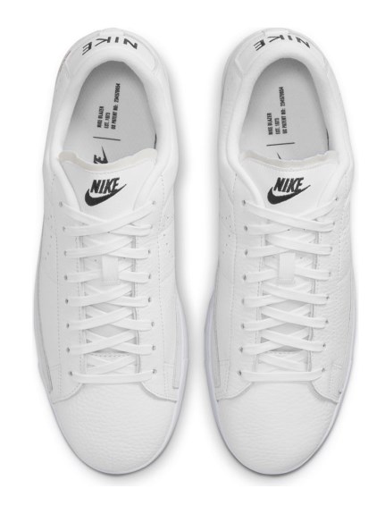 Nike Nike Blazer Low X スニーカー シューズ Emmi エミ の通販サイト 公式