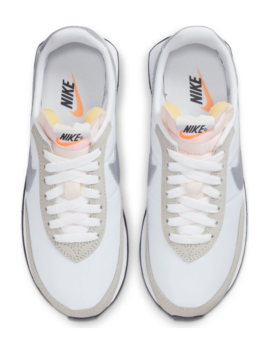 NIKE】WAFFLE TRAINER 2(スニーカー)|シューズ|emmi(エミ)の通販 新しく着き WAFFLE W (ナイキ) NIKE TRAINER <24センチ> 2 スニーカー
