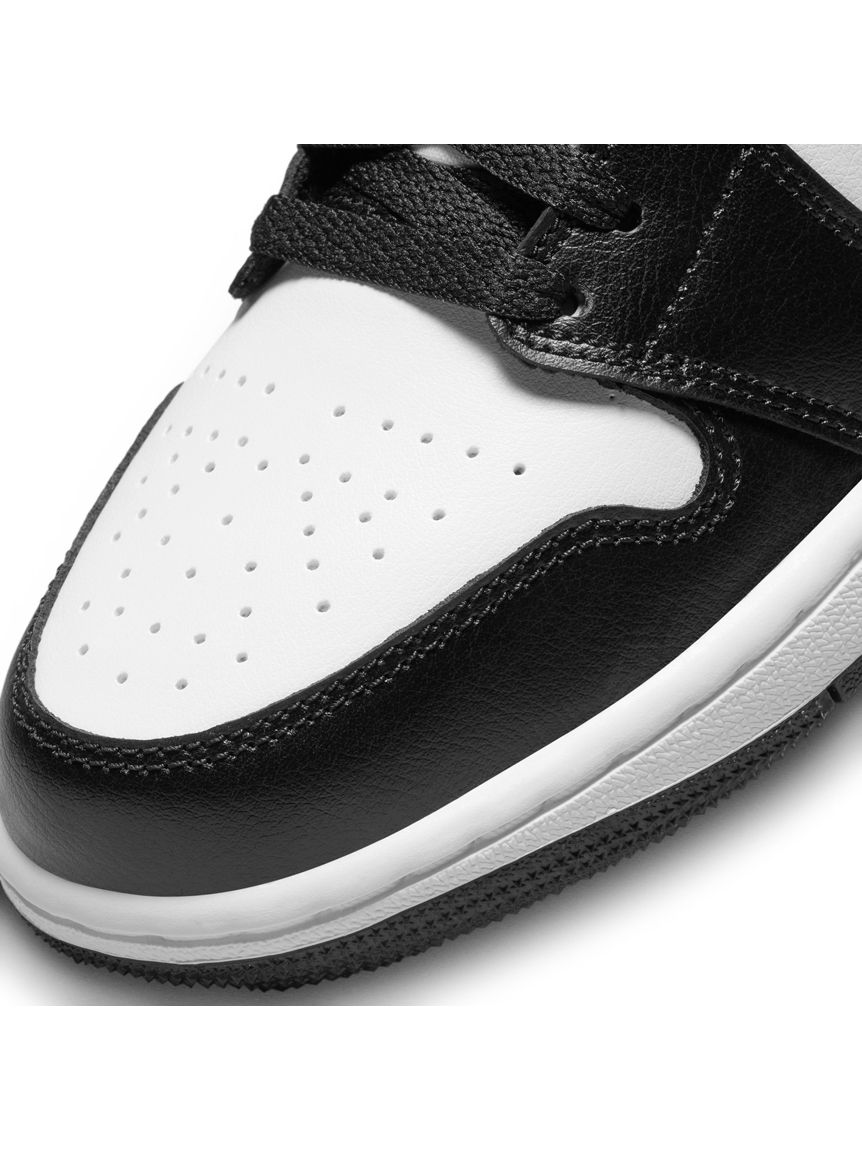 NIKE】W AIR JORDAN 1 LOW(スニーカー)｜シューズ｜emmi（エミ）の通販