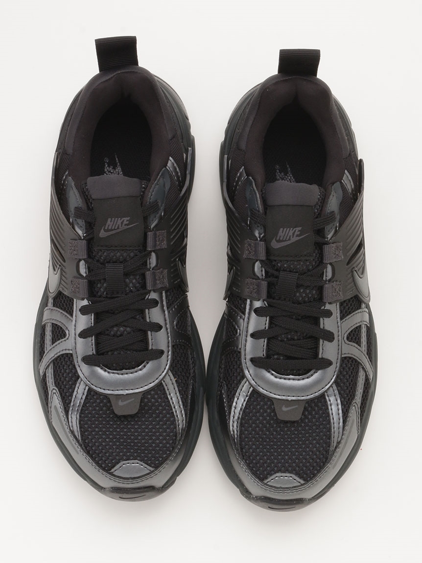 NIKE】NIKE V2K RUN(スニーカー)｜シューズ｜emmi（エミ）の通販