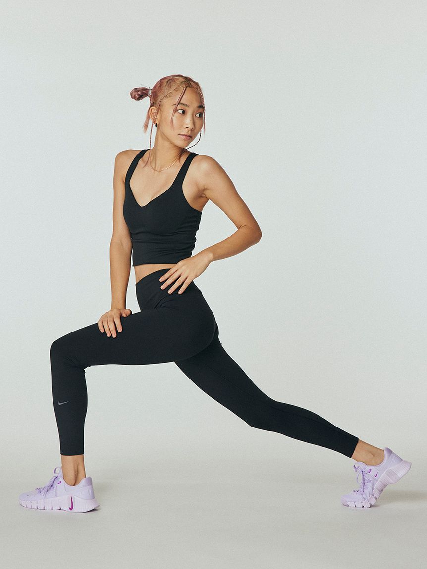 〈 NIKE 〉 CROP TOP BRA ホワイト&ブラック 2枚セット SteP RUNNING ONLINE / 【24%OFF】NIKE W NK DF SWSH PDED BRA