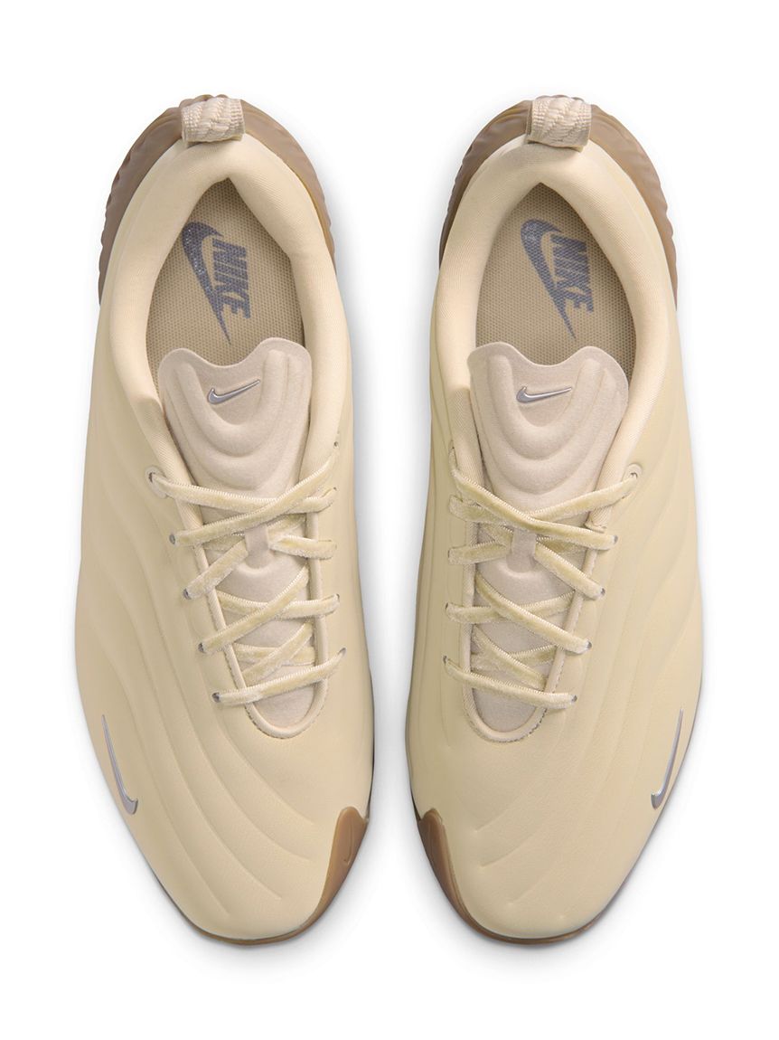 emmi W NIKE ASTRA ULTRA 美品 NIKE meets emmi】ASTRA ULTRA(スニーカー)｜SHOES｜emmi（エミ）の