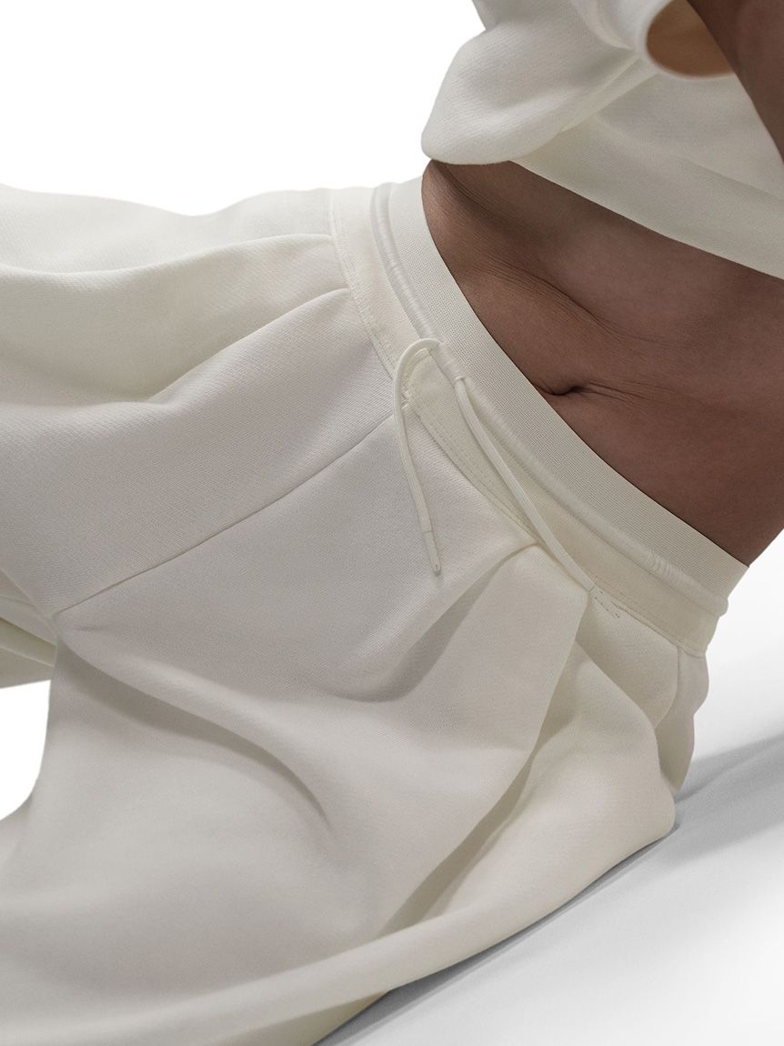 NIKE】MID-RISE PLEATED FRENCH TERRY PANTS(スウェットパンツ