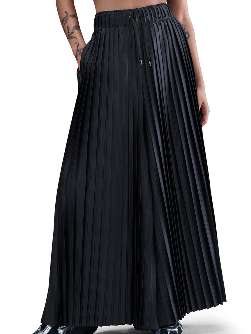 NIKE】PLEATD TRK PNT(ワイドパンツ)｜パンツ｜emmi（エミ）の通販