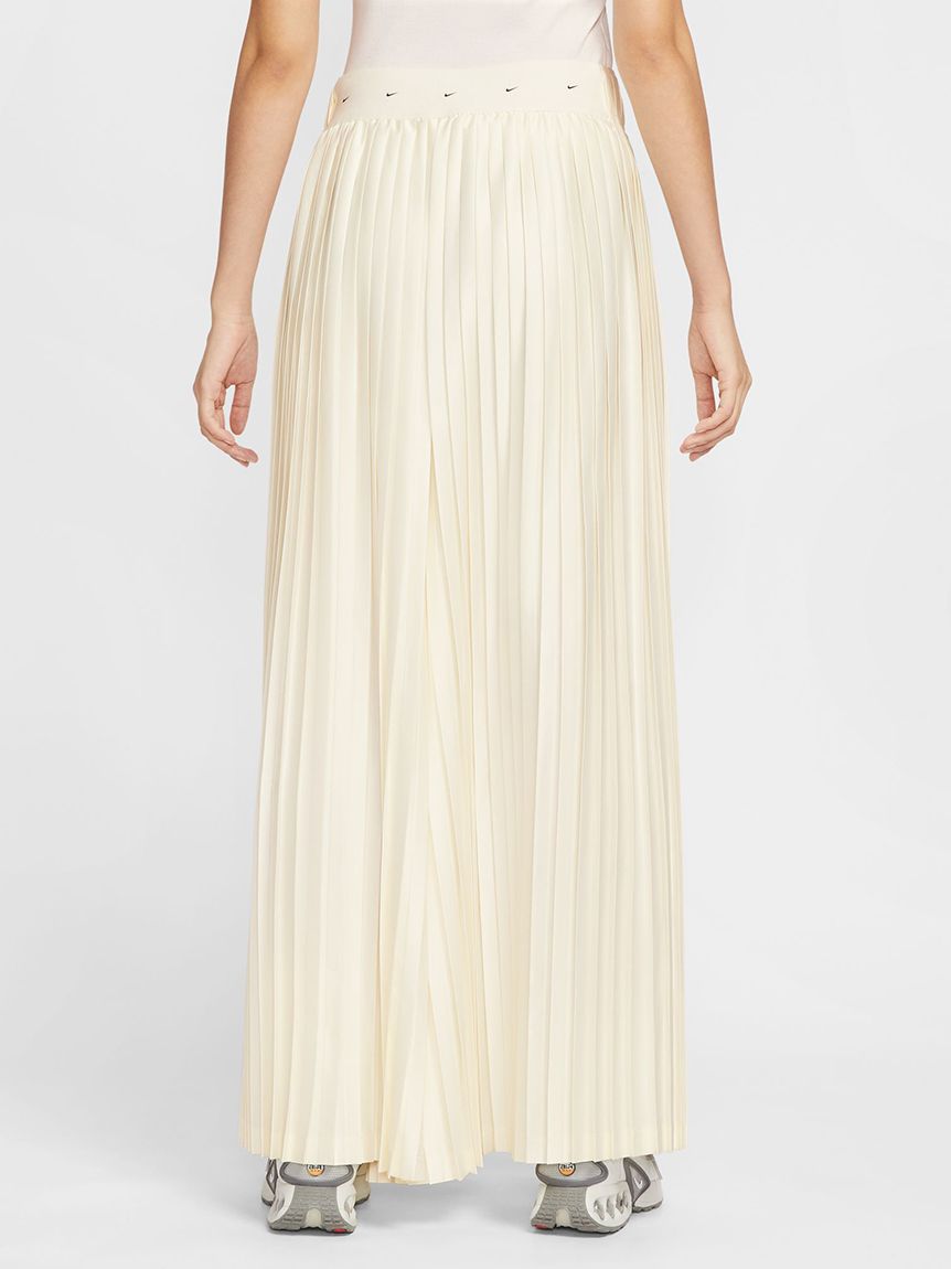 NIKE】PLEATD TRK PNT(ワイドパンツ)｜パンツ｜emmi（エミ）の通販