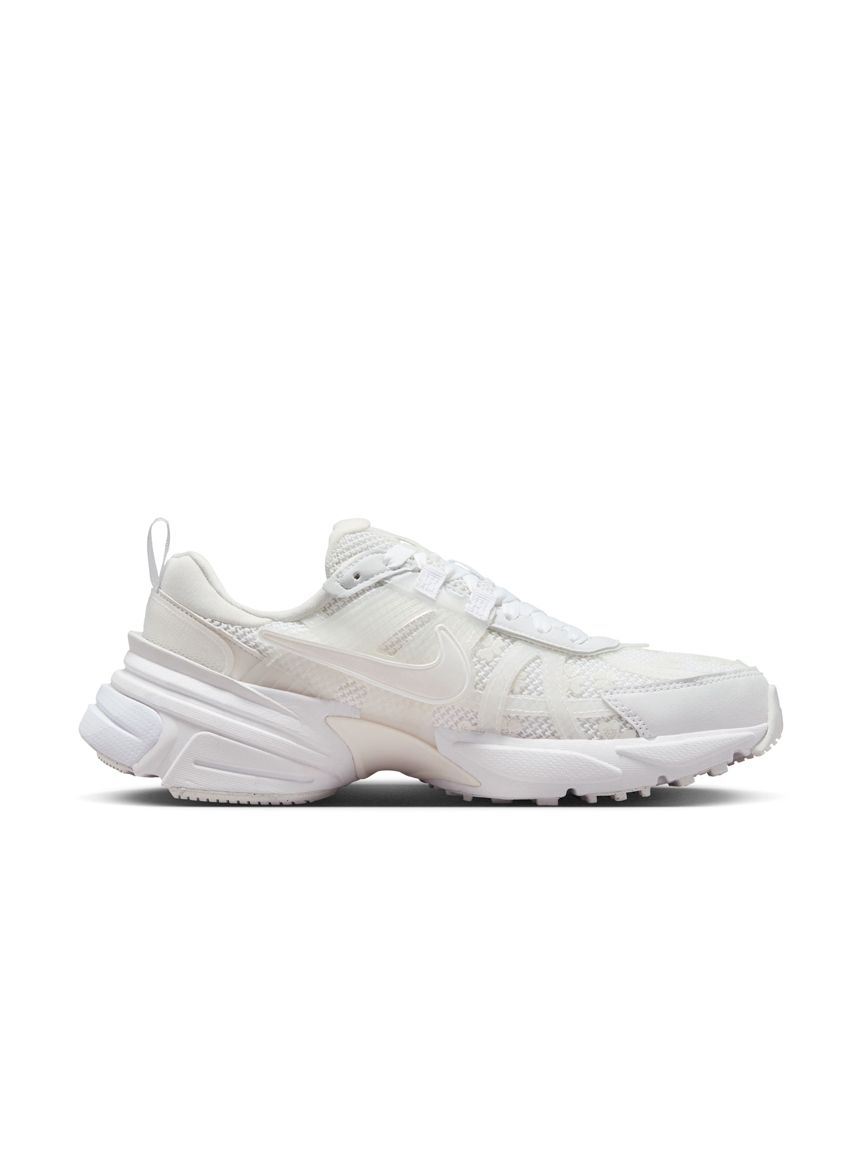 靴 NIKE meets emmi V2K RUN 25cm NIKE meets emmi】V2K RUN(スニーカー)｜シューズ｜emmi（エミ