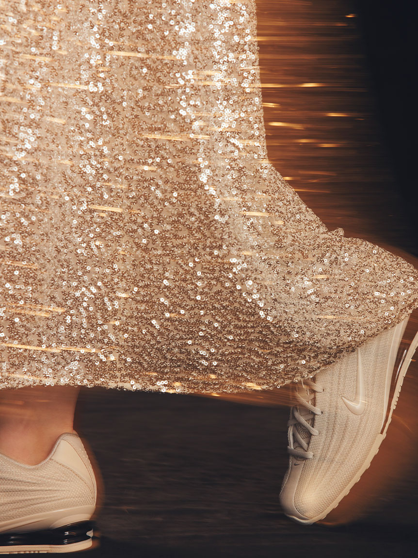 NIKE meets emmi】SHOX Z(スニーカー)｜シューズ｜emmi（エミ）の通販