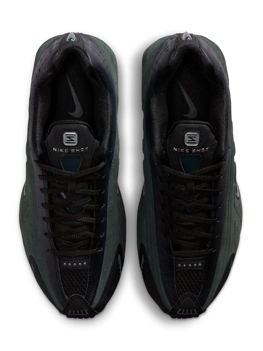 NIKE meets emmi】W SHOX R4(スニーカー)｜シューズ｜emmi（エミ）の