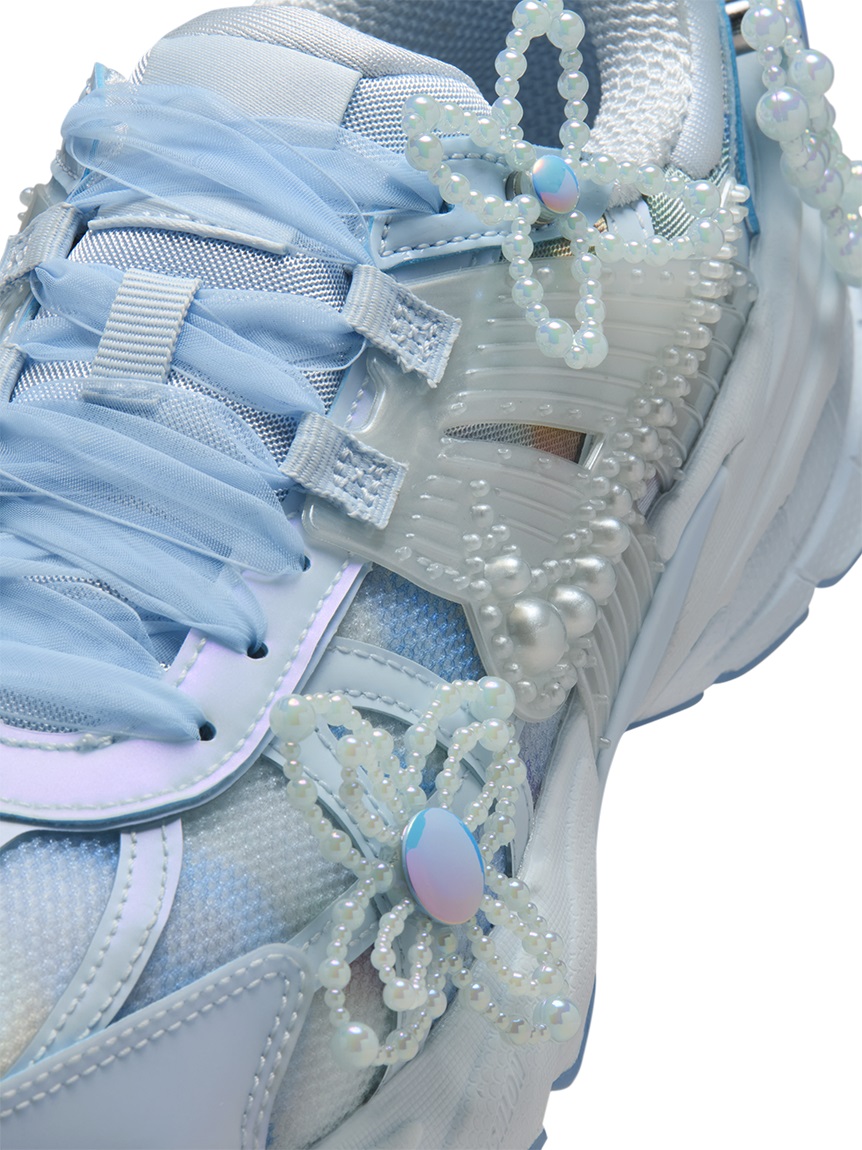 NIKE】V2K Run(スニーカー)｜シューズ｜emmi（エミ）の通販