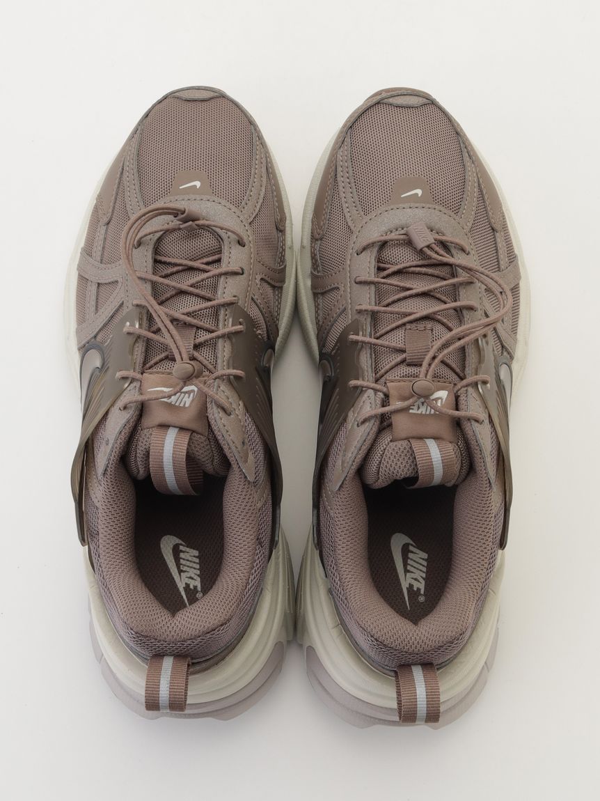 NIKE】V2K RUN(スニーカー)｜SHOES｜emmi（エミ）の通販サイト 【公式】