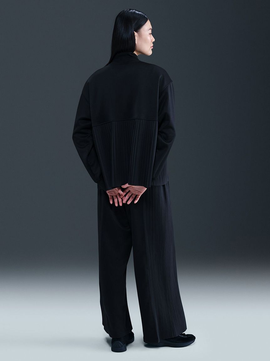 NIKE】PLEATED JKT(ジャケット)｜アウター｜emmi（エミ）の通販サイト