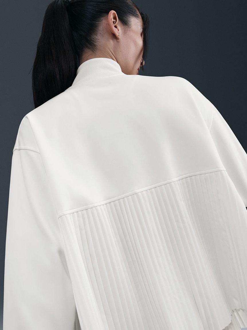 NIKE】PLEATED JKT(ジャケット)｜アウター｜emmi（エミ）の通販サイト