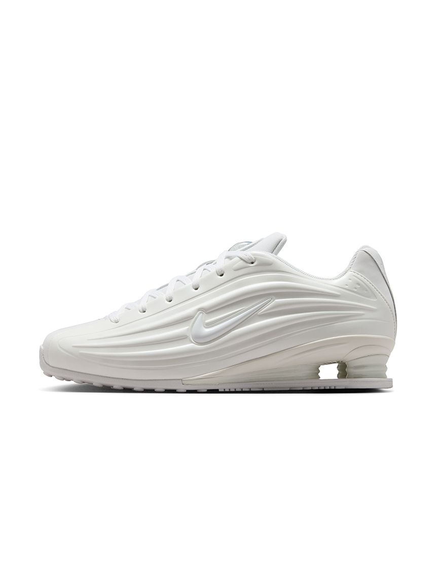 美品！Nike shox ホワイト NIKE meets emmi】W SHOX Z(スニーカー)｜シューズ｜emmi（エミ）の