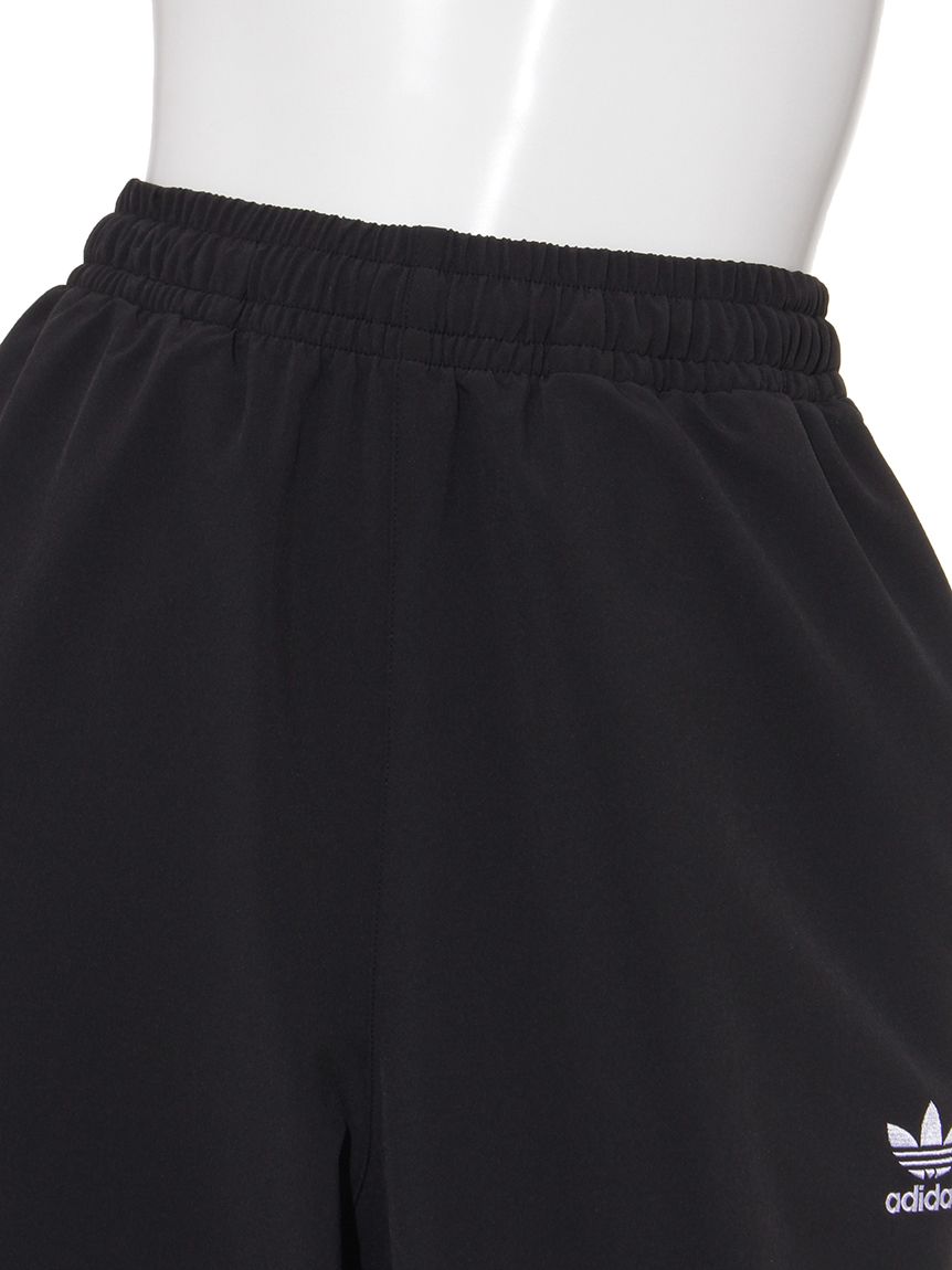 新品未使用emmiアディダス　ワイドパンツ Mサイズ adidas Originals】WOVEN TRACK PANTS(ロングパンツ)｜パンツ｜emmi