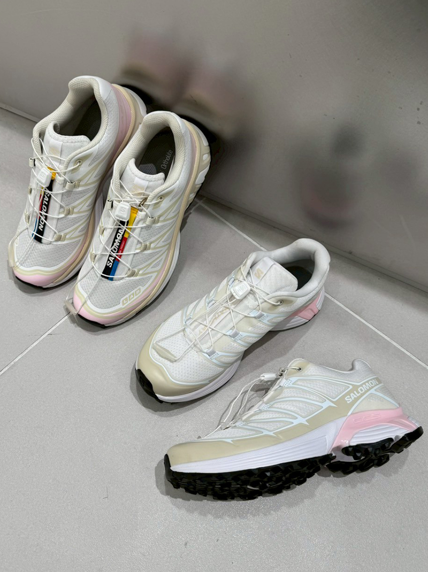 XT-6スニーカー XT-6 GORE-TEX 黒 (XT-6 ゴアテックス)| スニーカー・防水