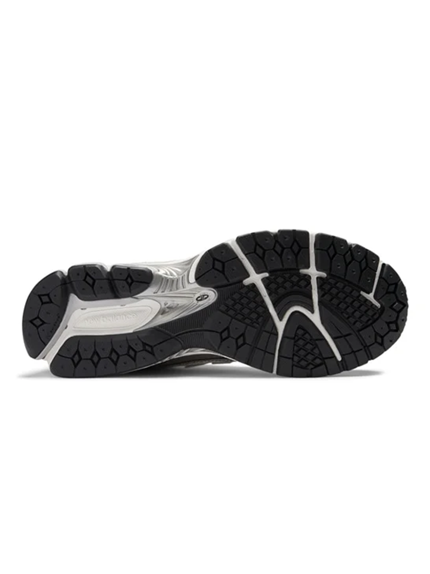 New Balance】M1906R(スニーカー)|シューズ|emmi(エミ)の New Balance】M1906R(スニーカー)|シューズ|emmi(エミ)の
