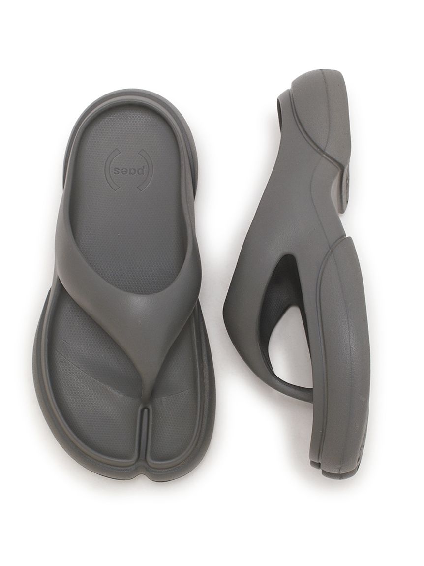 emmi×PAES】New Flipflop(サンダル)｜SHOES｜emmi（エミ）の通販サイト