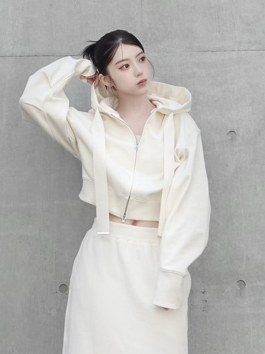 47300円　新品未使用　archivio ワンピース ホワイト 36 フラワー刺繍ワンピース （ロング・マキシ丈ワンピース）｜ANY