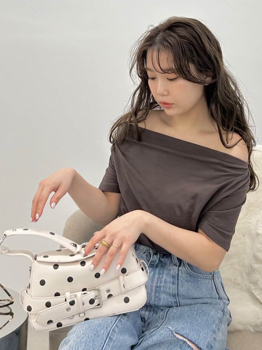 【新品未開封】FRAY I.D ドレープネックオフショルカットソー ドレープネックオフショルカットソー/ウォッシャブル(カットソー