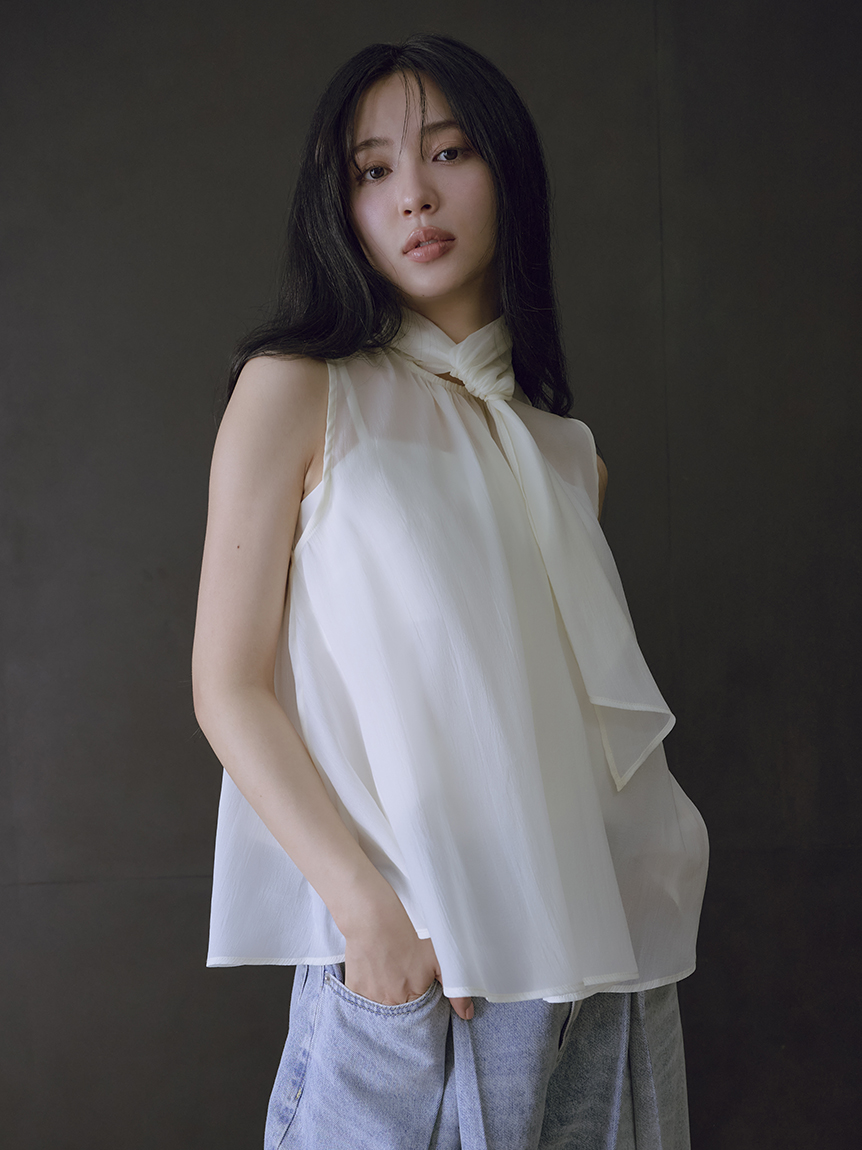 reformation トップス