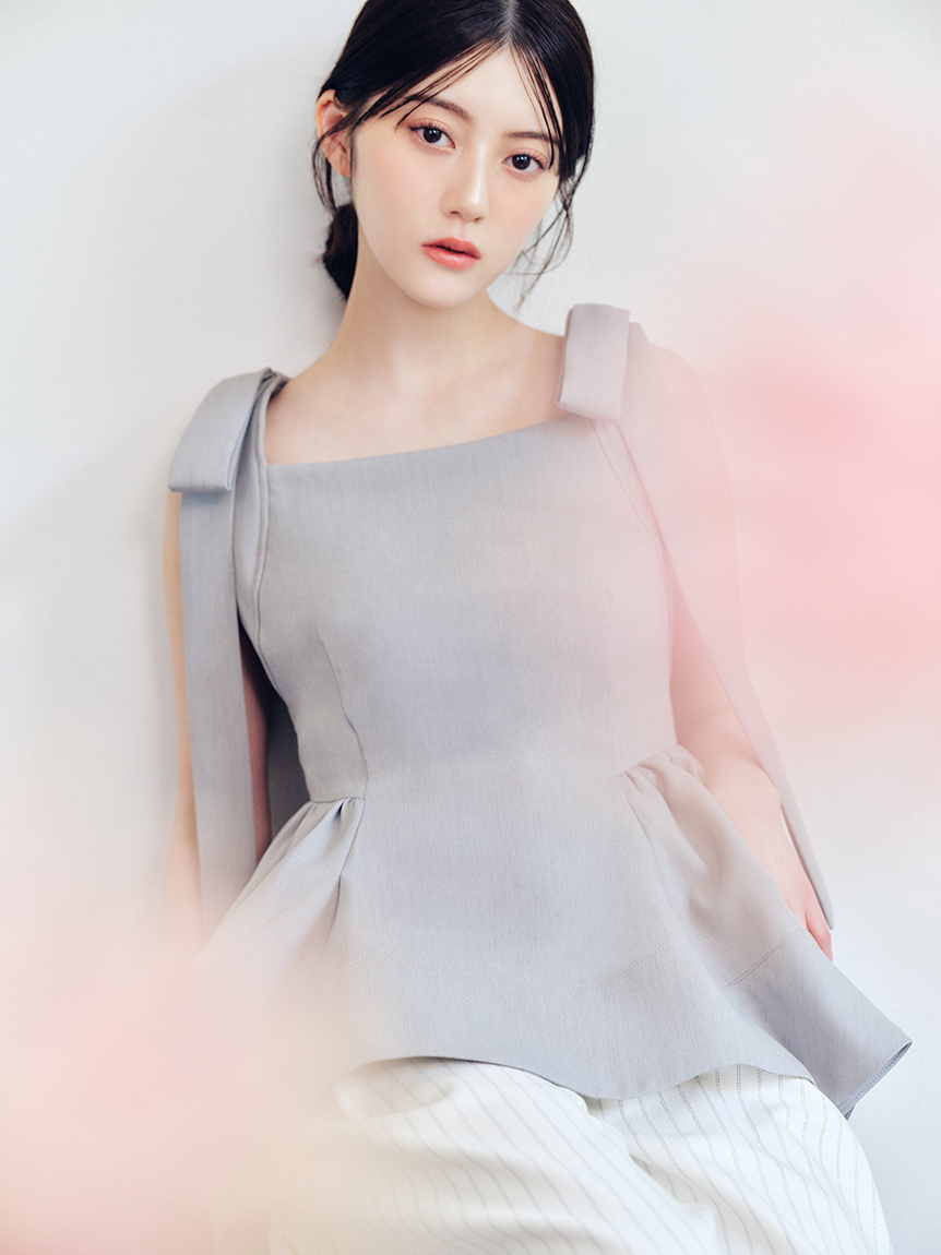 FRAY I.D ぺプラムリボントップス ブルー 0サイズ 中古・古着通販】FRAY ID (フレイ アイディー) ペプラムリボントップス