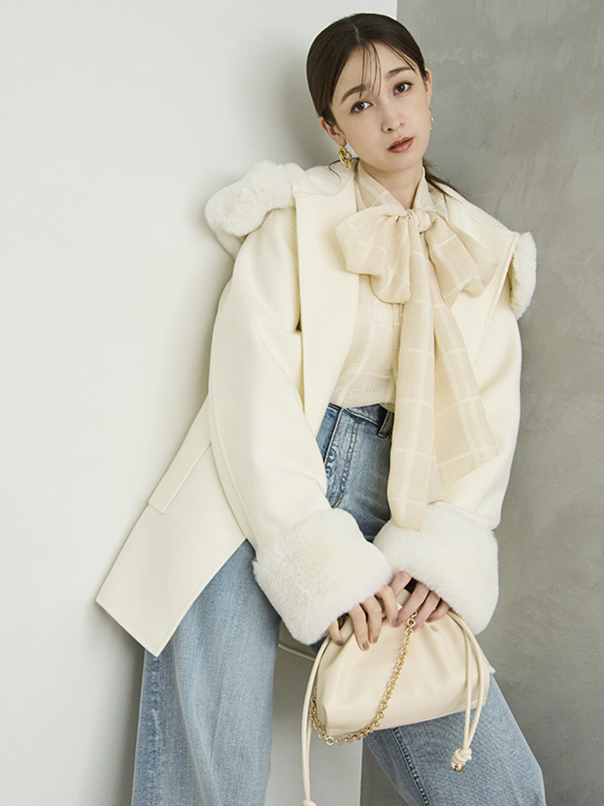 美品✨FRAY.ID サイドスリット モッズコート ホワイト フリー 美品✨FRAY.ID サイドスリット モッズコート ホワイト フリー