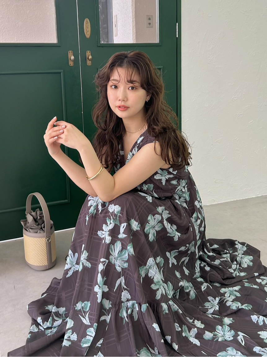 n*p様 seventenフラワープリントカシュクールワンピース　S フラワープリントカシュクールワンピース(ブルー) - seventen