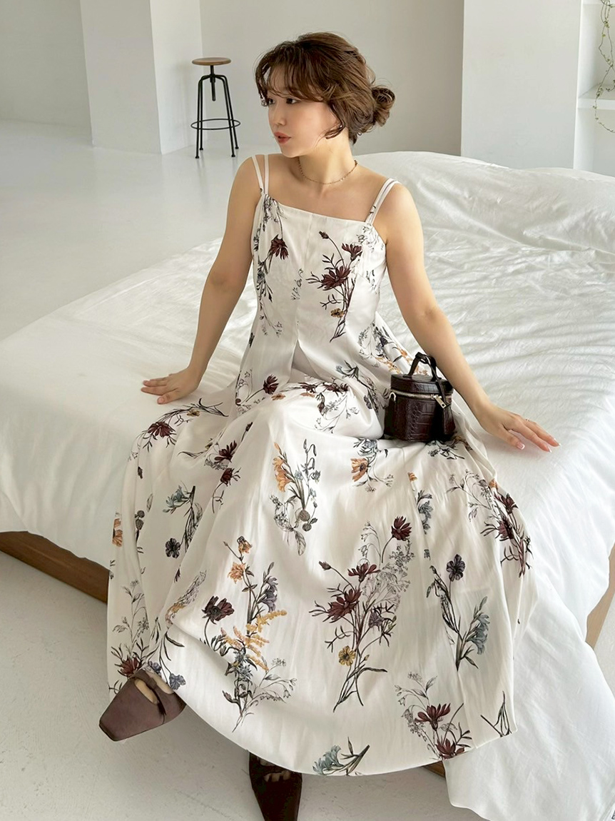 フロール様　ワンピース　コーラル M E W E L L | 🪸coral pink off-shoulder dress コーラルピンク