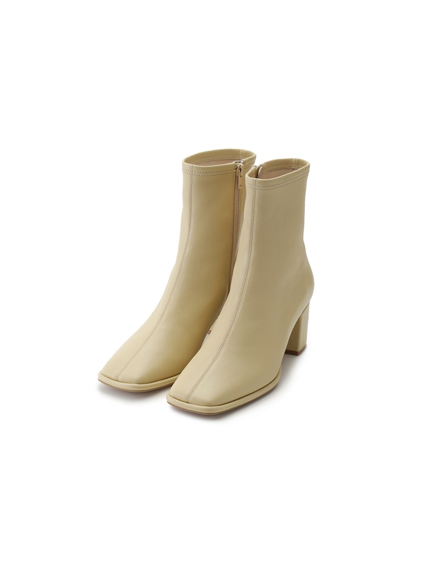 倉科カナさん着用 ストレッチレザーショートブーツ ショートブーツ シューズ Fray I D フレイ アイディー の通販サイト 公式