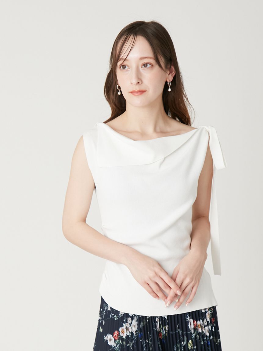 FRAY I.D アシメタフタフリルニット　White FRAY I.D（フレイアイディー）の「アシメタフタフリルニット（ニット
