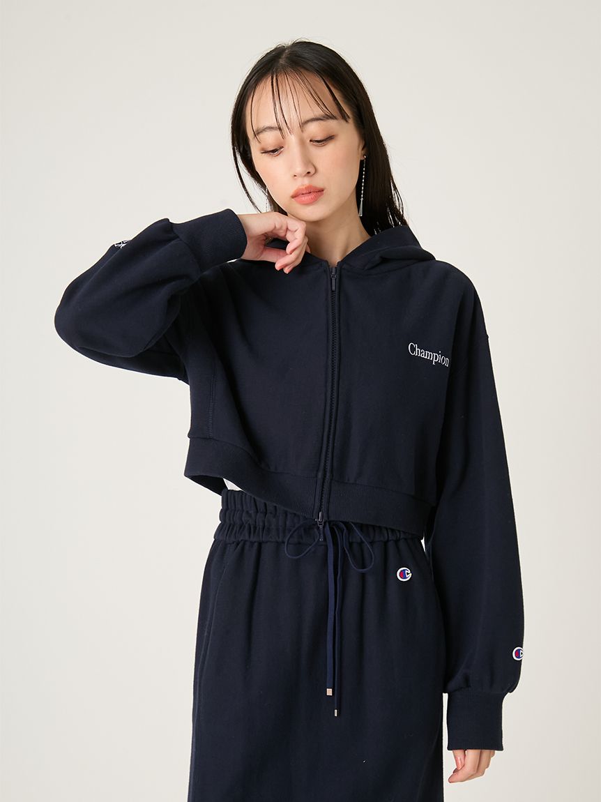 FRAY I.D｜Champion】リバースウィーブショートフーディ(カットソー