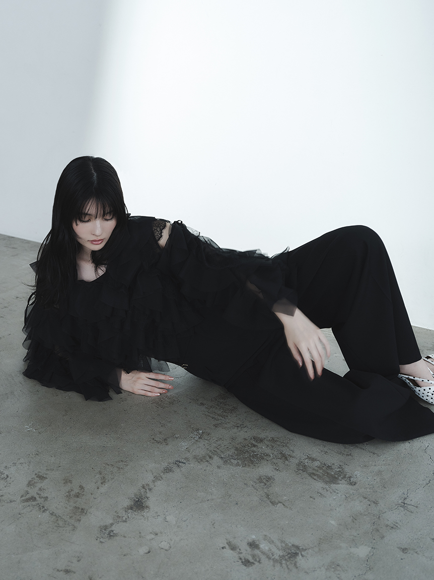 AD2022 23SS チュールフリルデザイン丸襟半袖ブラウス 黒 AD2022 23SS