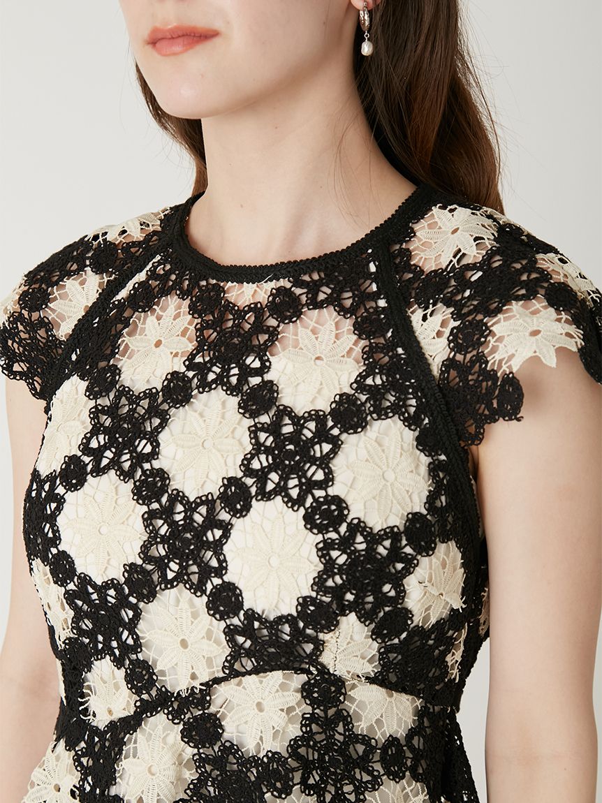 FWFB261107_p_24_LL.jpg