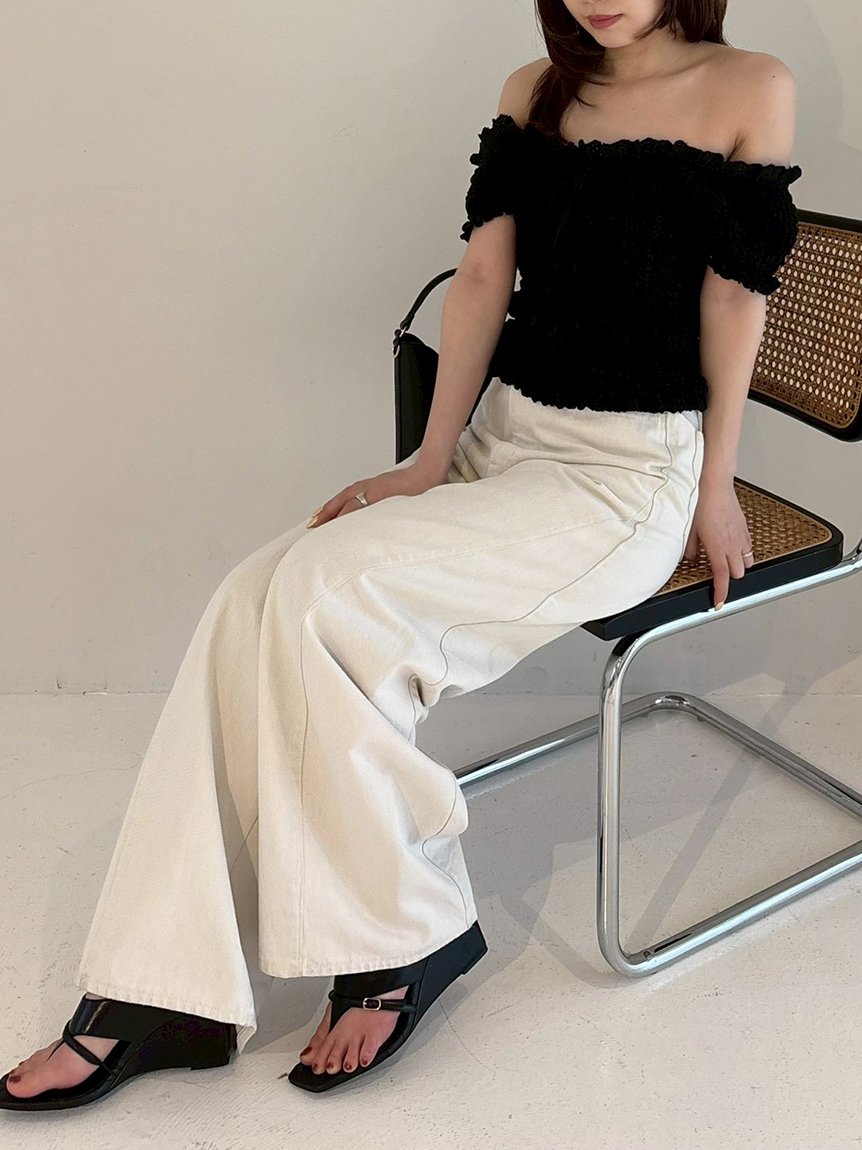 新品✨BEARDSLEY シャーリングカフスブラウス F ブラック 綿100% オフショルシャーリングブラウス(ブラウス)｜トップス｜FRAY I.D
