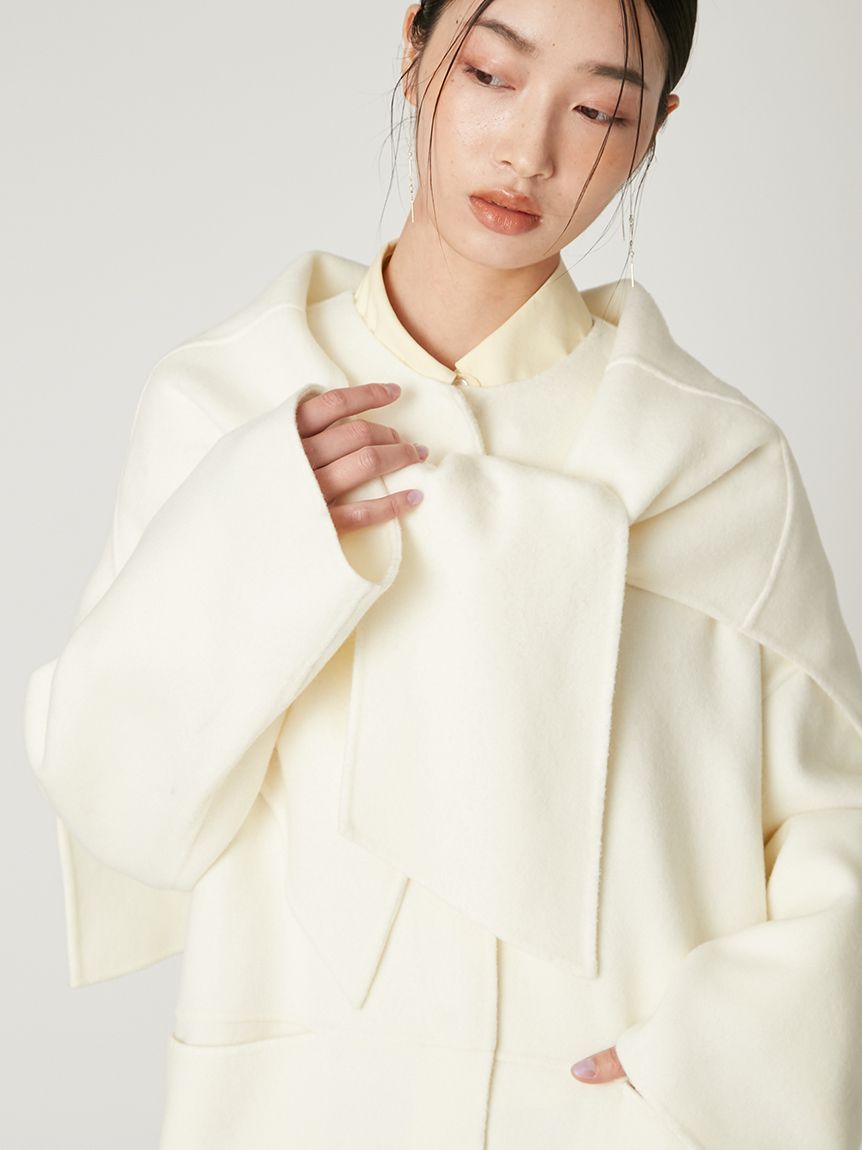 マフラー付ノーカラーリバーミドルコート(ノーカラージャケット