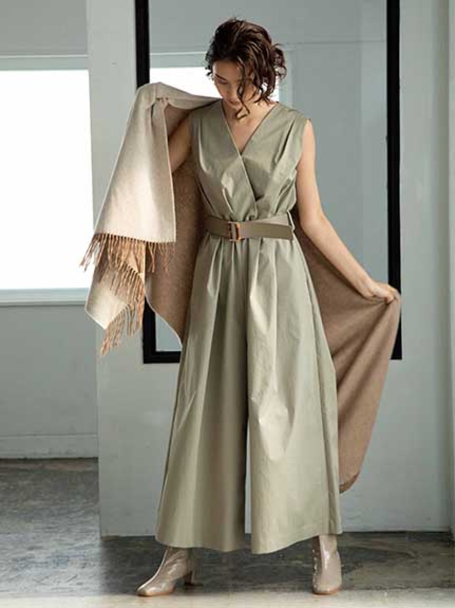 ラブリーv ネック コンビネゾン 人気のファッショントレンド