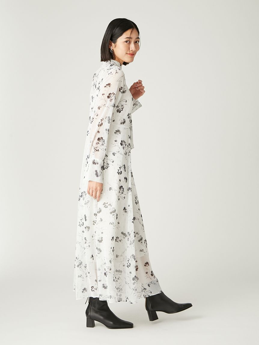 美品✨バーバリーロンドン　ボタニカルプリント　シアーワンピース ボウタイ デザインボウタイシアープリントワンピース(マキシ・ロング