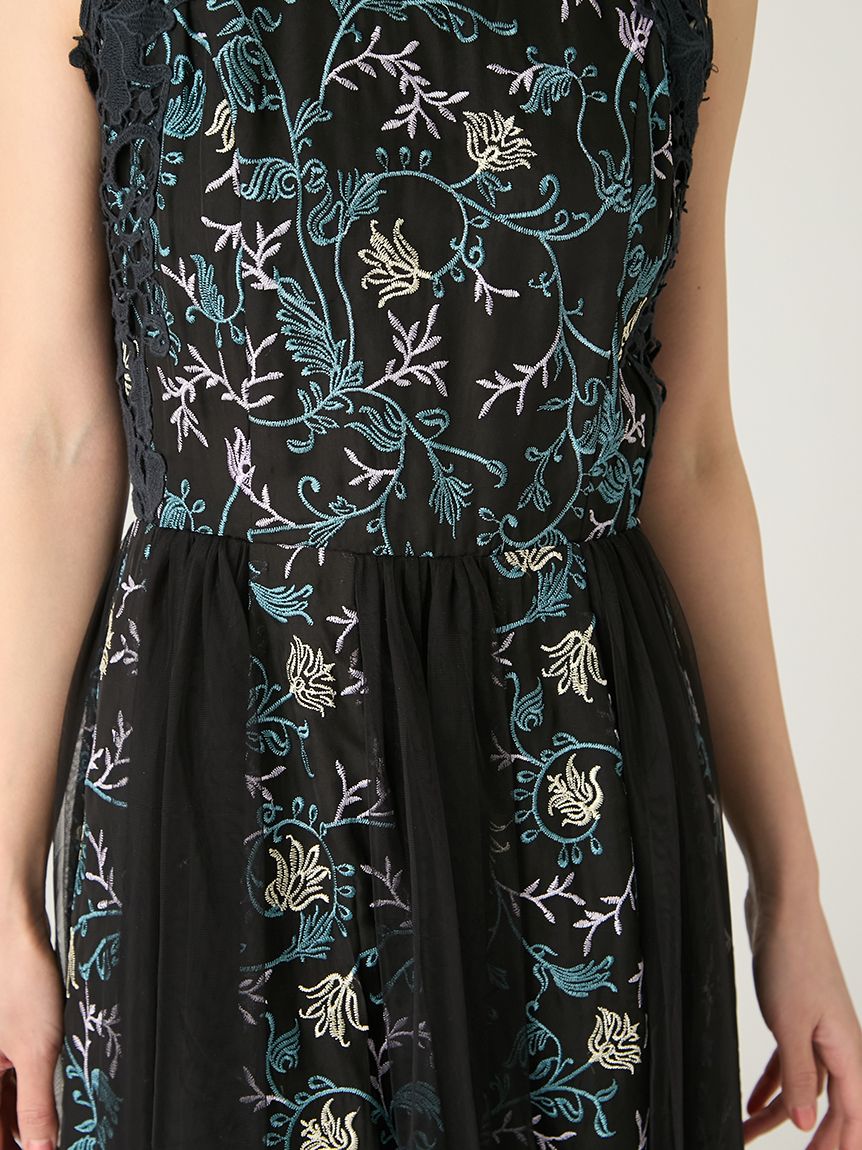 ボタニカル刺繍レースアップドレス(ロングワンピース)｜DRESS｜FRAY