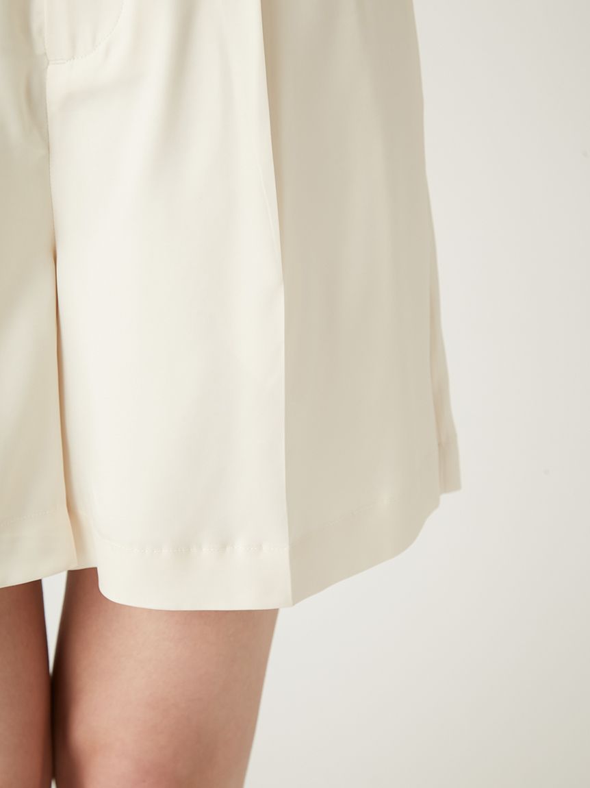 ウォッシャブルクールサテンショートパンツ／ウォッシャブル・接触冷感